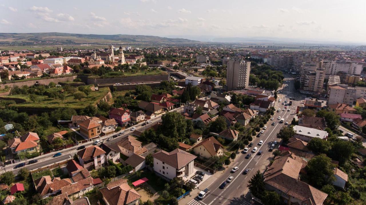 Ave, Alba! Hotel Alba Iulia Exterior foto